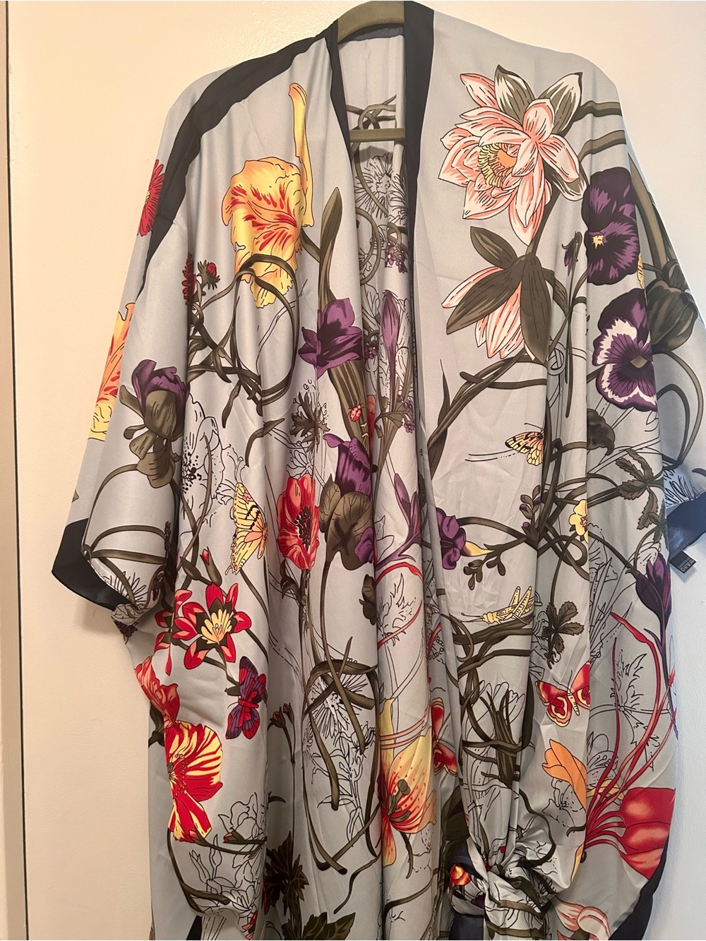 Floral Print Lightweight Kimono Wrap - Gray with Multicolor Blooms